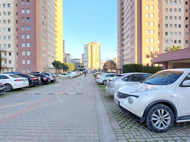 Kozyatağı Baytur Konutlarında Deniz Havuz Manzaralı 1+1 kiralık - Görsel 4