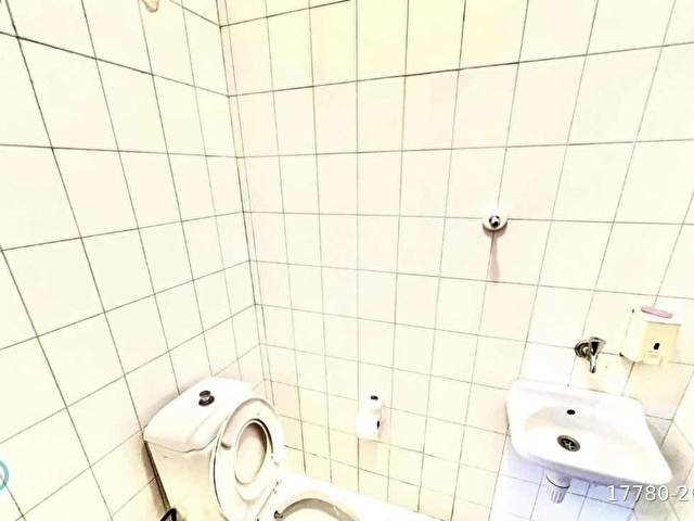 ŞEBNEM ÖZGÜLDEN ŞENLİKKÖY MERKEZDE FERAH SATILIK 3+1 120 metre² - Görsel 5