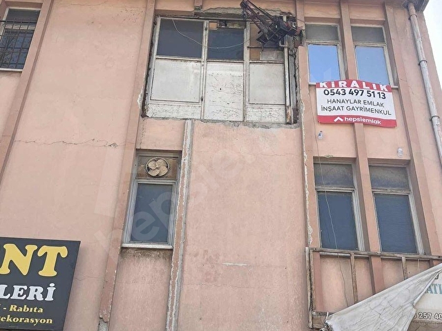 SİTELER HURMA SOKAKTA MÜKEMMEL LOKASYONDA KATTA KİRALIK İŞYERİ - Görsel 2