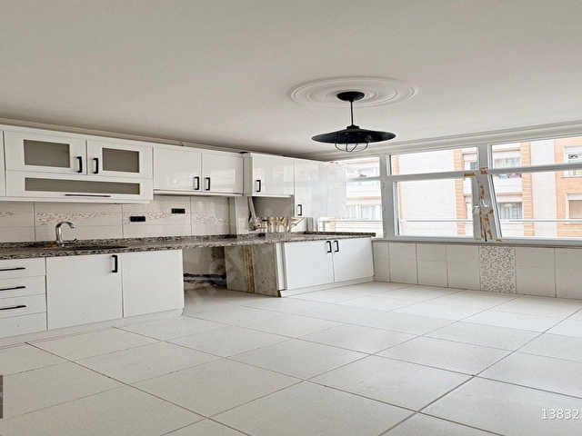 CADDE34 YAPIDAN ASANSÖRLÜ BALKONLU 2+1 TEMİZ ARA KAT DAİRE !!!