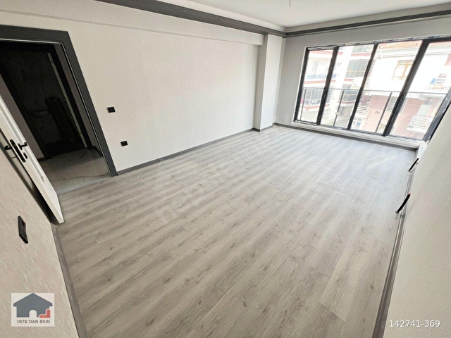 ESTERGON CAD.PARALELİ SIFIR ARA KAT İSKANLI %90 KREDİ İMKANI 3+1 - Görsel 10