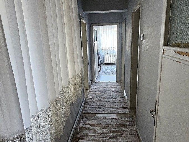 aydinlikevlerin girinde otobus duragi onunde 3 kat bagimsiz salon 120 m2 satilik daire - Görsel 14