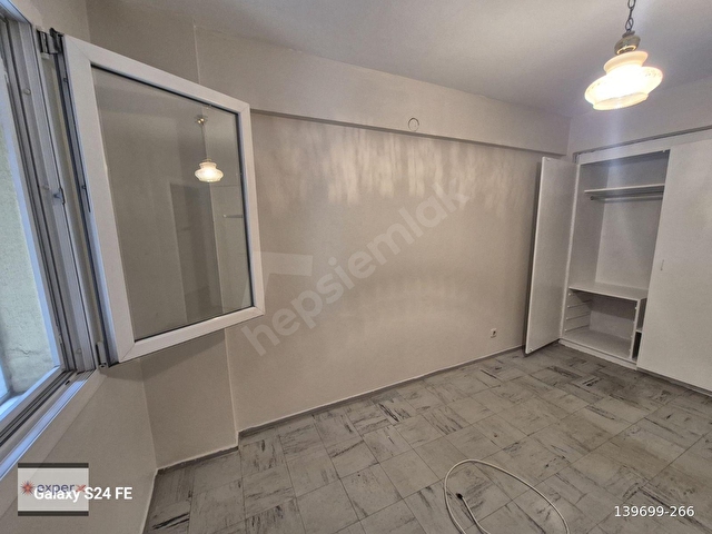 Alsancak merkezde kiralık 3+1 daire - Görsel 18