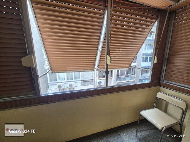 Alsancak merkezde kiralık 3+1 daire - Görsel 25