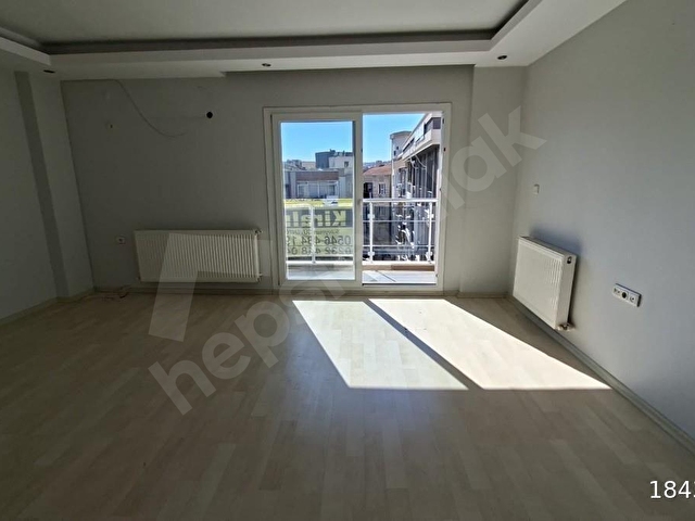 İzban Yakını Çift Banyolu 2+1 Kiralık Daire - Görsel 22