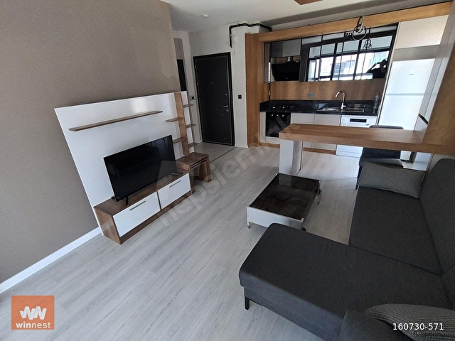 WİNNESTTEN MERKEZİ KONUMDA 1+1 EŞYALI KİRALIK DAİRE - Görsel 2