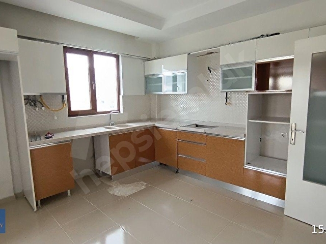 BAĞDAT CADDESİ ÜZERİ HOBİ BAHCELİ GENİŞ 3+1 SATILIK DAİRE - Görsel 8