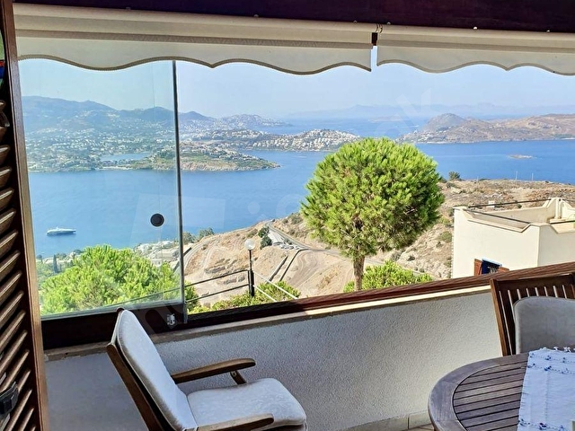 PANORAMİK DENİZ MANZARALI 250m² 6+2 GENİŞ BAHÇELİ KÖŞE VİLLA - Görsel 14