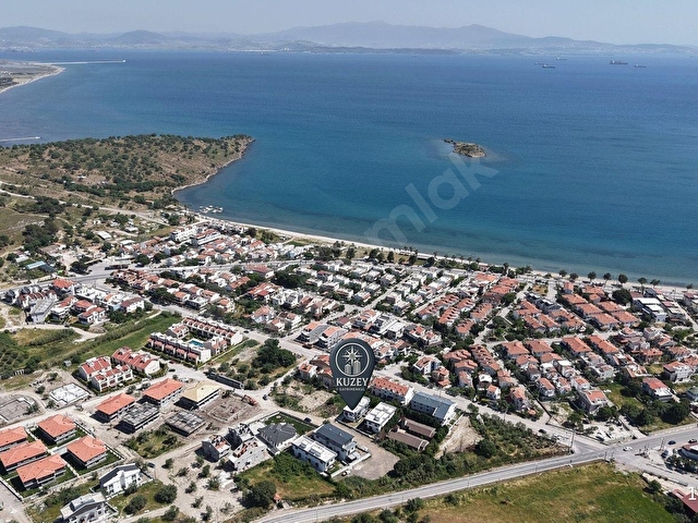 İZMİR ÇANDARLI MERKEZDE 3+1 AÇIK TARAS GENİŞ MÜSTAKİL İKİZ VİLLA - Görsel 7