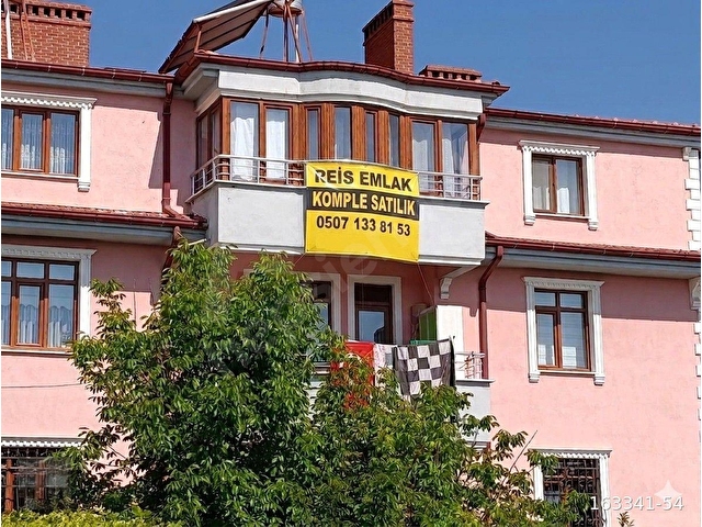 Reis Satıyor