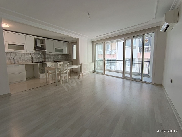 RENDEN KARŞIYAKA YALI MAH. İÇİ FUL YAPILI 3+1 SATILIK DAİRE