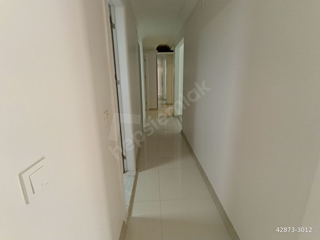 RENDEN KARŞIYAKA YALI MAH. İÇİ FUL YAPILI 3+1 SATILIK DAİRE - Görsel 15