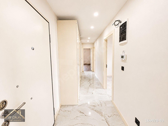ÇENGELKÖYÜN PRESTİJLİ KONUMUNDA 272 m2 SIFIR 5+2 LÜKS DUBLEKS - Görsel 11