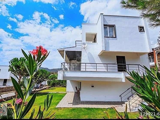 Asos Kocaköy Mevkii Özel Plajlı Tadilatlı 3+1 Tripleks Villa - Görsel 4