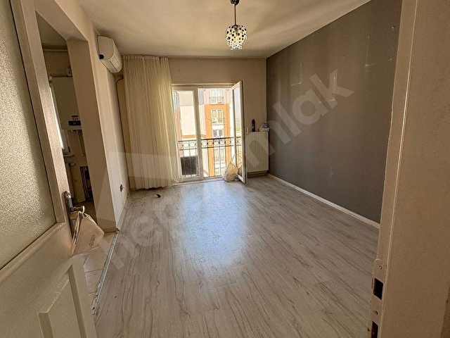 HADIMKÖY KİPTAŞ-1 SİTESİNDE SATILIK İÇİ YENİLENMİŞ TEMİZ DAİRE - Görsel 27