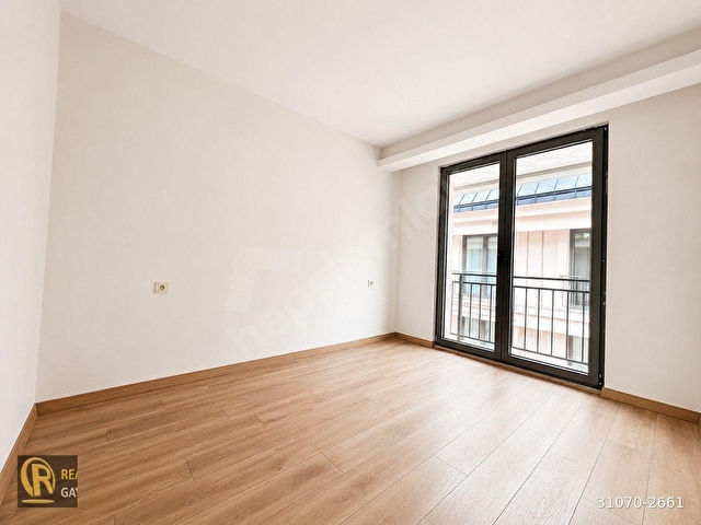 ÜSKÜDAR ÇENGELKÖY MEYDAN AVM PROJESİNDE 3,5+1 ÇATI DUBLEKSİ - Görsel 8