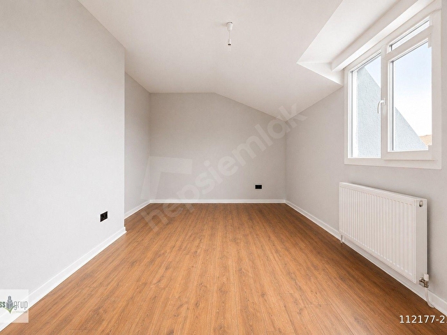 BEYLİKDÜZÜN DE KISA KATLI SİTE İÇERİSİNDE SATILIK DUBLEKS DAİRE - Görsel 30