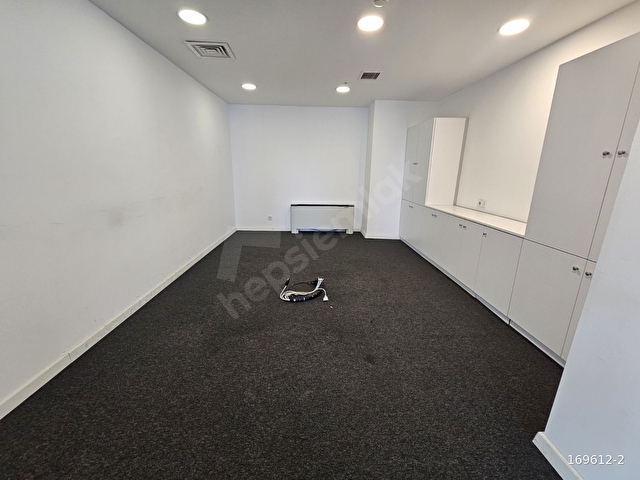 MASLAK POLARİS PLAZADA KİRALIK 500M² OFİS - Görsel 14