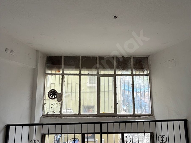 Sahibinden Edremit Orduevi Karşısındaki Binada Satılık Asma Katlı Dükkan - Görsel 8