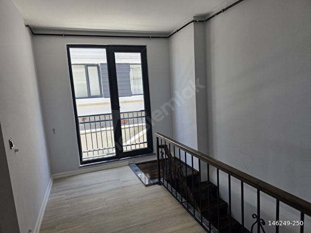 GÖRGEÇ EMLAKTAN LİMANA CEPHE SATILIK 2+1 LOF DAİRE - Görsel 11