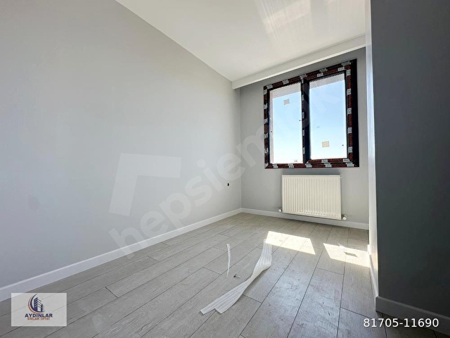 YENİBOSNA BİLAL HABEŞİ CAMİ YAKINI SIFIR OTOPARKLI 2+1 DAİRE - Görsel 13