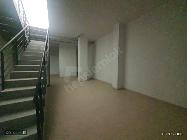 KUŞADASI 250M2 KİRALIK DÜKKAN,ANA CADDE ÜZERİ OTOPARKLI - Görsel 19