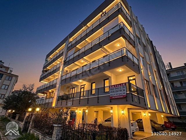 ꧁YETKİLİ AY EMLAKTAN꧁İKİZÇAYDA ARAKAT ÖN CEPHE AYRI MUTFAKLI DENİZE 500 MT SATILIK 2+1 LÜKS DAİRE