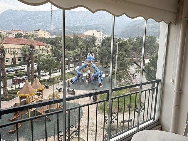 MANİSA 2.ANAFARTALARDA YAPILI VE BAKIMLI 130 M2 3+1 DAİRE - Görsel 13