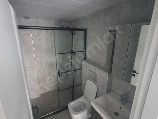 Bülbül deresi caddesinde kiralık yeni binada 1+1 daireler - Görsel 15