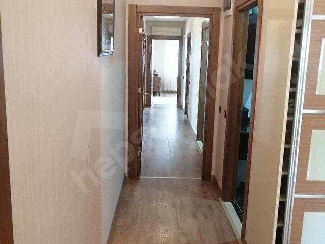 BELEDİYE EVLERİNDE DOĞALGAZLI 4+1 SATILIK DAİRE - Görsel 24