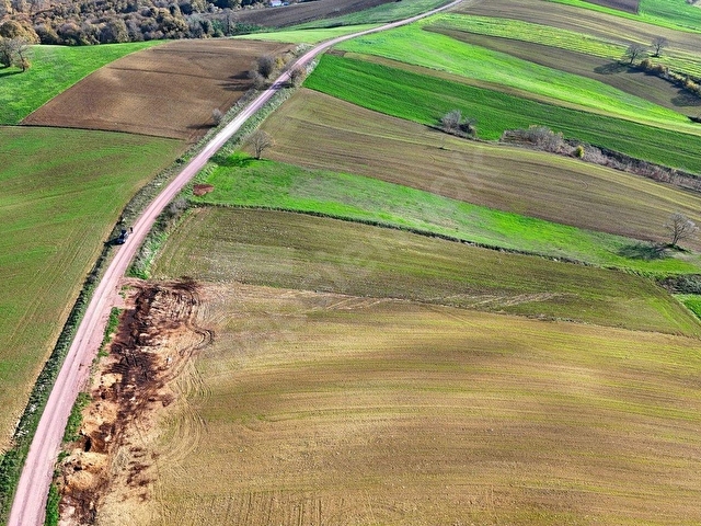Kocaeli Derince Tahtalı da Manzaralı Harika Konumda Arazi - Görsel 9