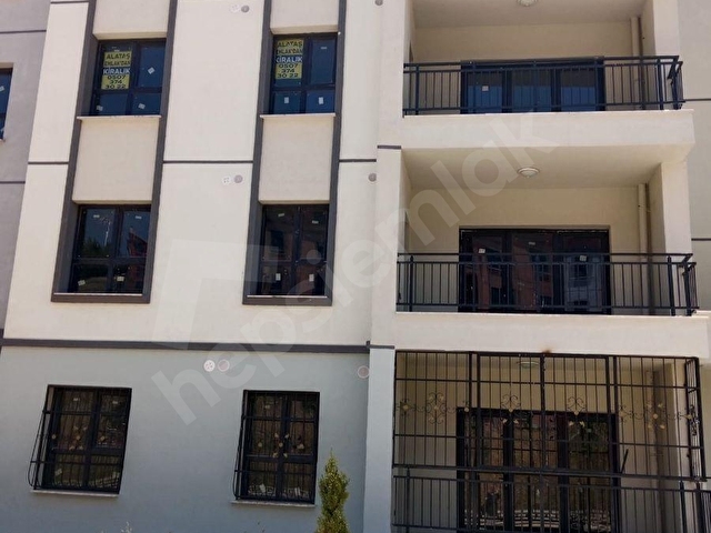 Karataş Atışalanı tokilerinde kiralık 3+1 daire - Görsel 2