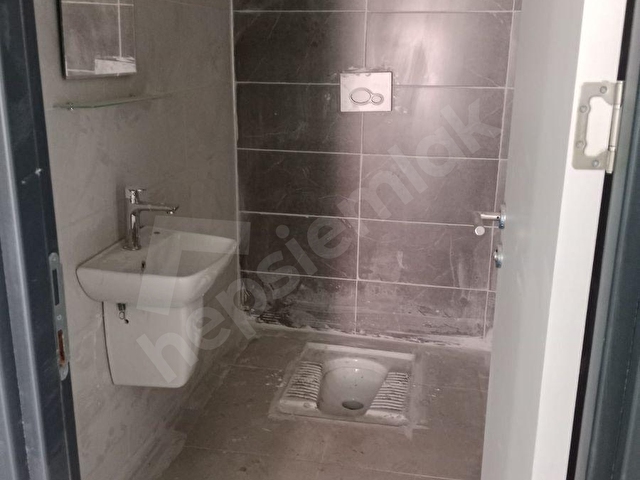 Karataş Atışalanı tokilerinde kiralık 3+1 daire - Görsel 17