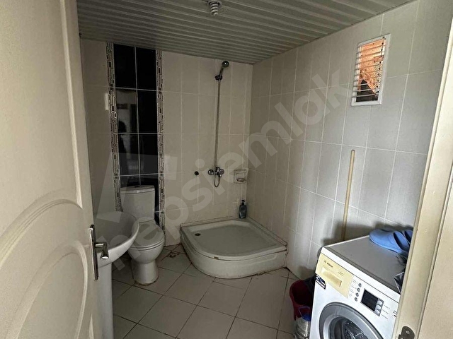1 + 1 eşyalı satılık daire - Görsel 12
