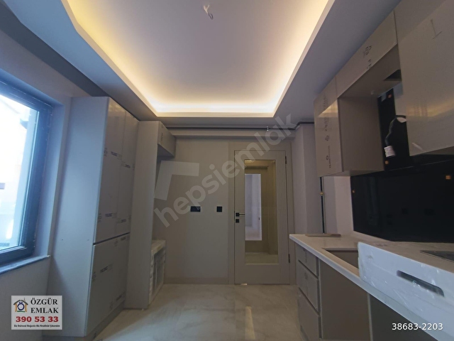 ACİLL..TÜRKÖZÜ MHDE SATILIK CD. ÜSTÜ 2+1 LÜX YAPILI SIFIR DAİRE - Görsel 4
