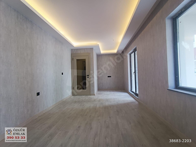 ACİLL..TÜRKÖZÜ MHDE SATILIK CD. ÜSTÜ 2+1 LÜX YAPILI SIFIR DAİRE - Görsel 8