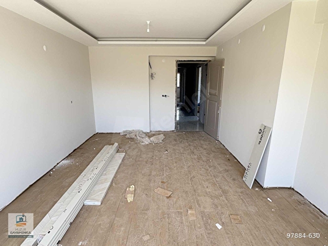1 AYA TESLİM YENİ PROJE LÜKS DONANIMLI 3+1 EBEVEYN BANYOLU DAİRE - Görsel 2