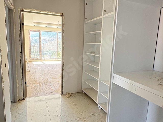 1 AYA TESLİM YENİ PROJE LÜKS DONANIMLI 3+1 EBEVEYN BANYOLU DAİRE - Görsel 6