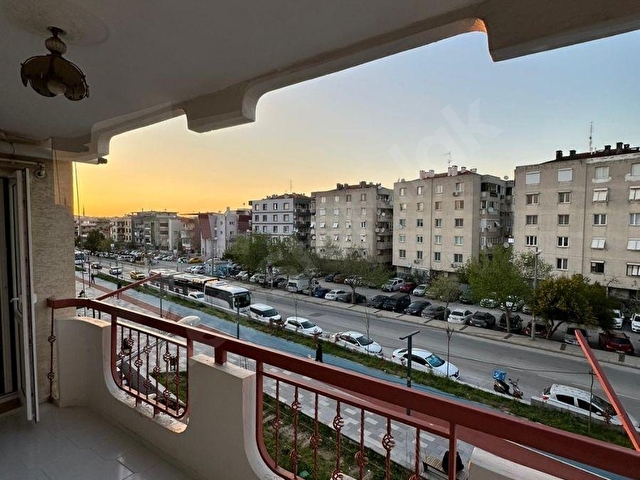 Efeler Mahallesi Kiralık 3+1 Eşyalı Daire | 165 m² Merkezi Konum - Görsel 24