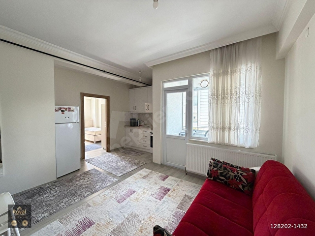ROYAL EMLAKTAN MÜKEMMEL KONUMDA EŞYALI 1+1 DAİRE - Görsel 9