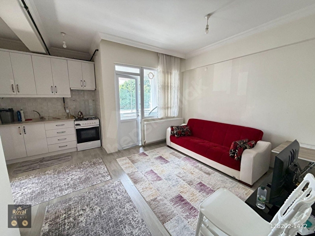 ROYAL EMLAKTAN MÜKEMMEL KONUMDA EŞYALI 1+1 DAİRE - Görsel 11