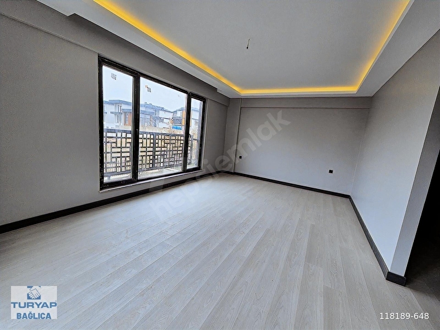BAĞLICA DA SİTE İÇİNDE KAPALI OTOPARKLI 4+1 BAĞIMSIZ VİLLA - Görsel 27