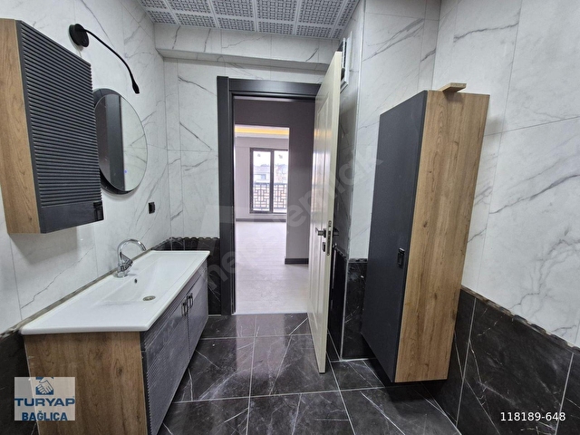 BAĞLICA DA SİTE İÇİNDE KAPALI OTOPARKLI 4+1 BAĞIMSIZ VİLLA - Görsel 30