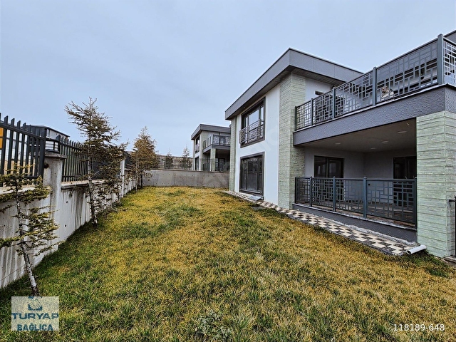 BAĞLICA DA SİTE İÇİNDE KAPALI OTOPARKLI 4+1 BAĞIMSIZ VİLLA - Görsel 3