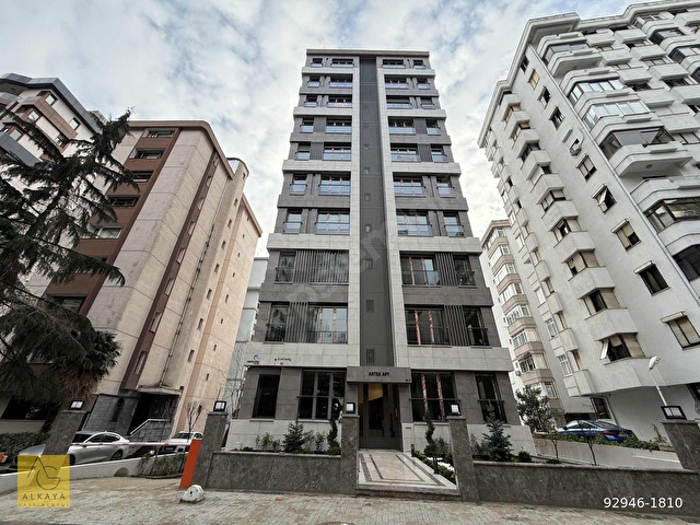 Erenköyde Giriş Kat, Yeni Binada Ofise Uygun 2+1 Fırsat - Görsel 27
