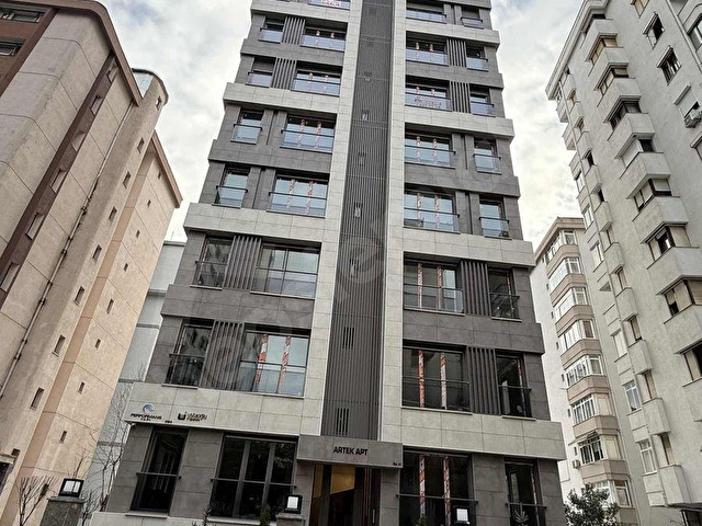 Erenköyde Giriş Kat, Yeni Binada Ofise Uygun 2+1 Fırsat - Görsel 26