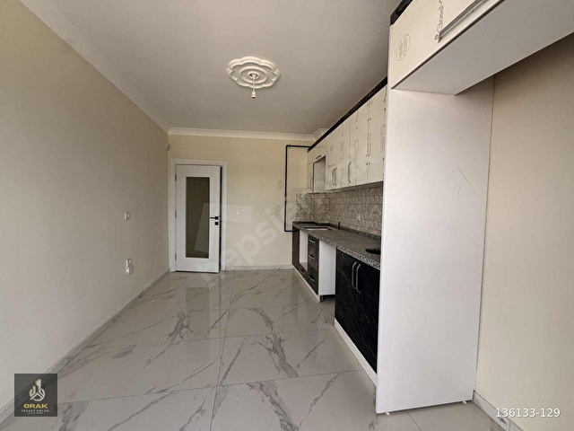 ORAK GAYRİMENKULDEN FUL YAPILI ÇİFT BALKONLU E.BANYOLU 3+1DAİRE - Görsel 2