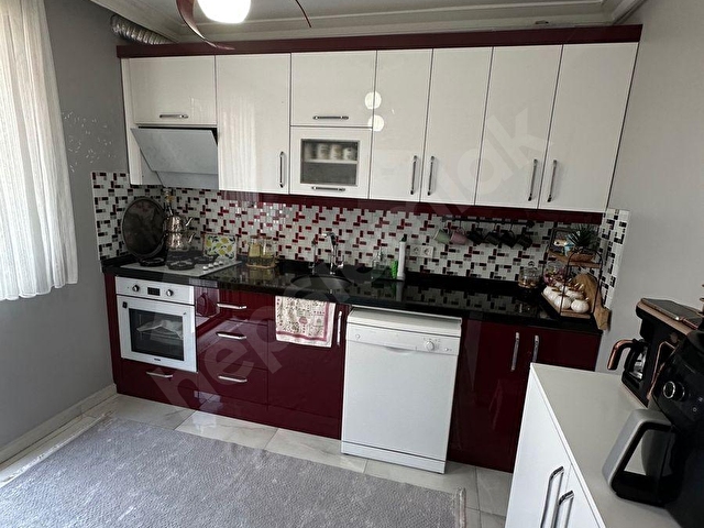 ÇAĞLAYAN HÜRRİYET MAH . CADDE ÜZERİNDE SATILIK 3+1 HARİKA DAİRE - Görsel 13