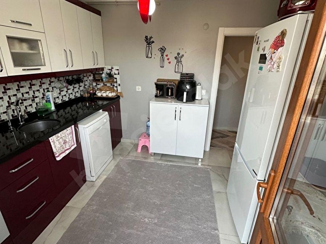 ÇAĞLAYAN HÜRRİYET MAH . CADDE ÜZERİNDE SATILIK 3+1 HARİKA DAİRE - Görsel 14