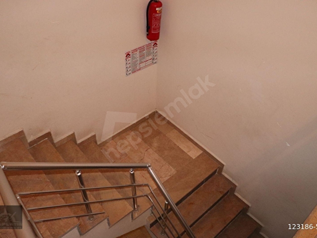 Şehrin merkezinde Bakımlı sitede KİRALIK DUBLEKS DAİRE - Görsel 12